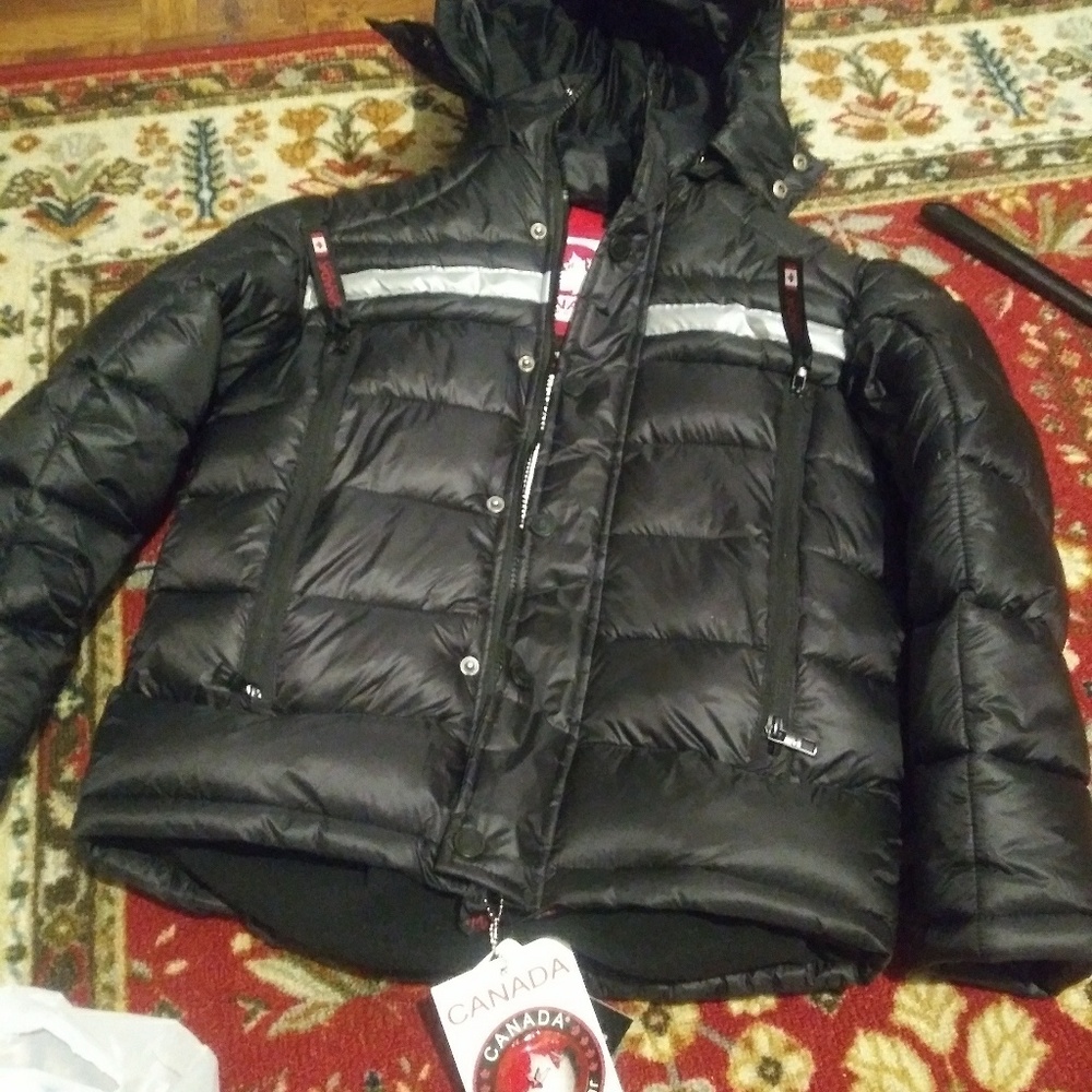 Canada weather gear coat